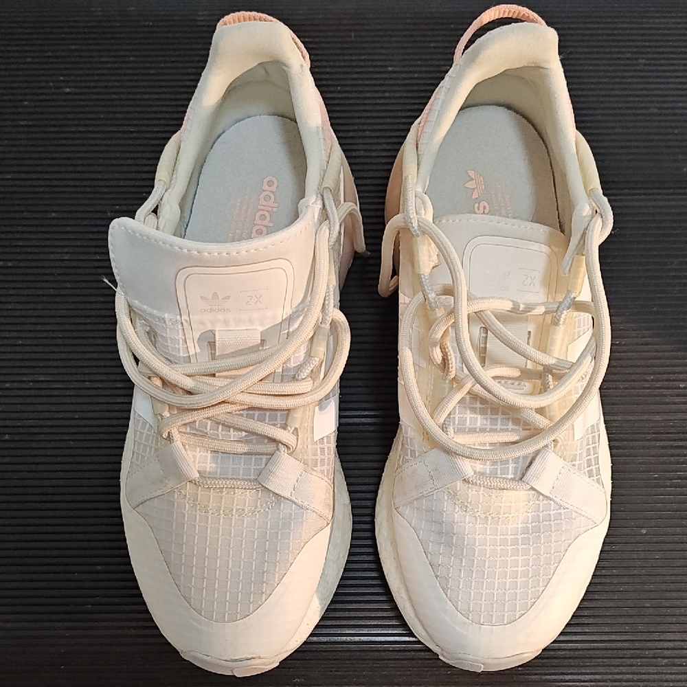 Adidas Women's Sneakers - white/grey